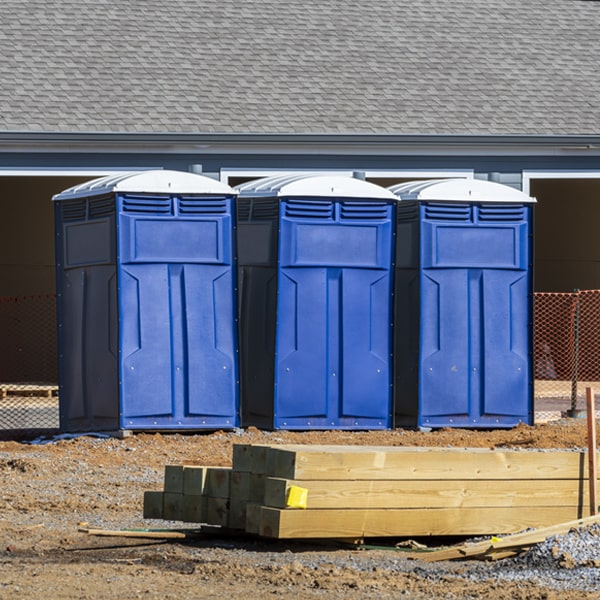 are there different sizes of portable toilets available for rent in Howard Georgia